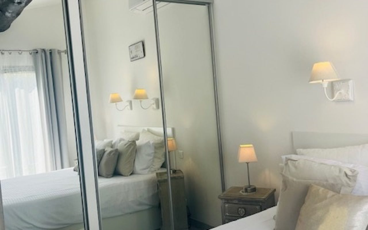 chambre avec placard.jpg